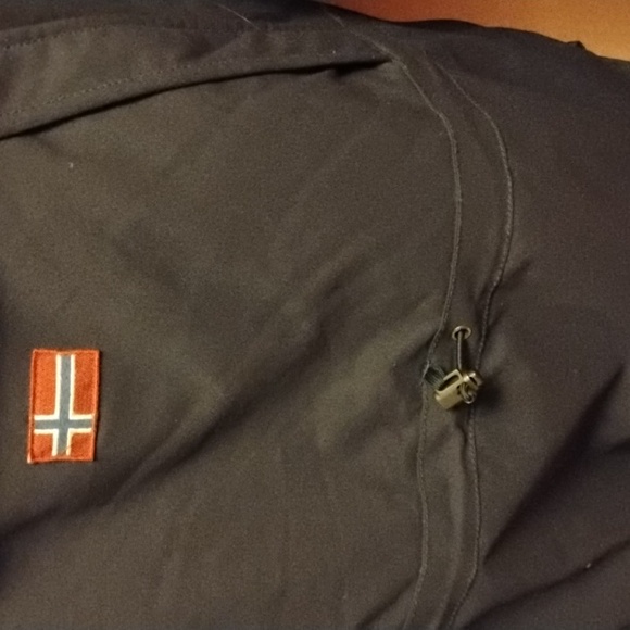 Meet your Posher, Renka - Picture 2 of 4